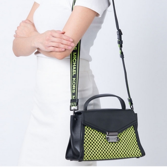 MICHAEL KORS☆ Whitney MD Checkerboard satchel. - Picture 2 of 10
